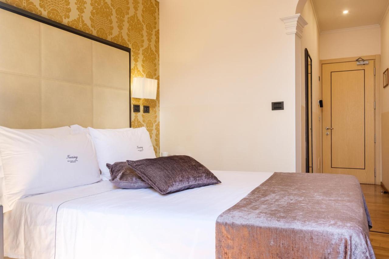Hotel Touring Болоня Екстериор снимка