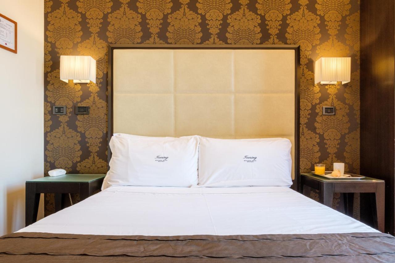 Hotel Touring Болоня Екстериор снимка