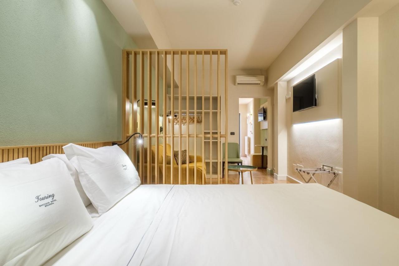 Hotel Touring Болоня Екстериор снимка